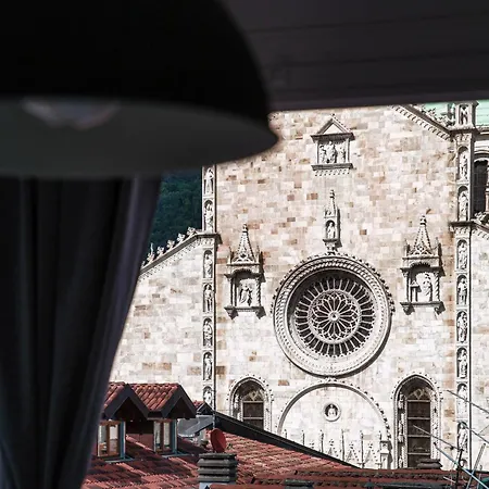 Downtown Como-luxury Apartmán *