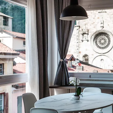 Downtown Como-luxury *