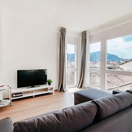 Downtown Como-luxury Apartmán *