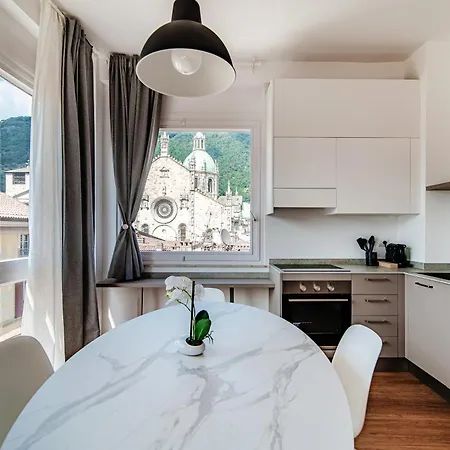 Apartment Downtown Como-luxury Como